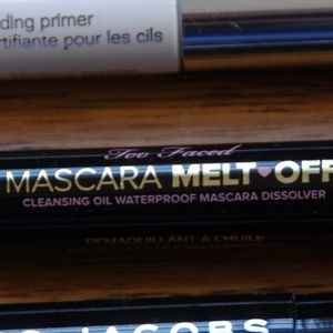 Deluxe trial Too Faced mascara Melt-off